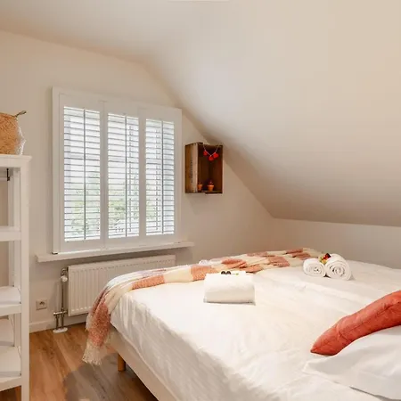 בית נופש Nest 25 - Beautiful Villa With Garden And Jacuzzi Near The Beach