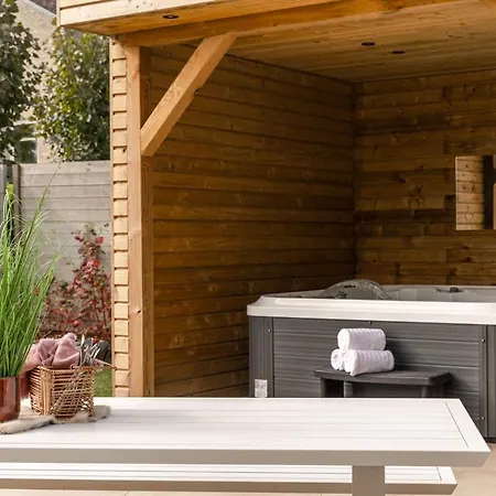 Nest 25 - Beautiful Villa With Garden And Jacuzzi Near The Beach * 미들케르케
